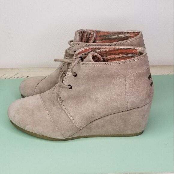 Toms Suede Wedge Ankle Boots - Picture 3 of 8